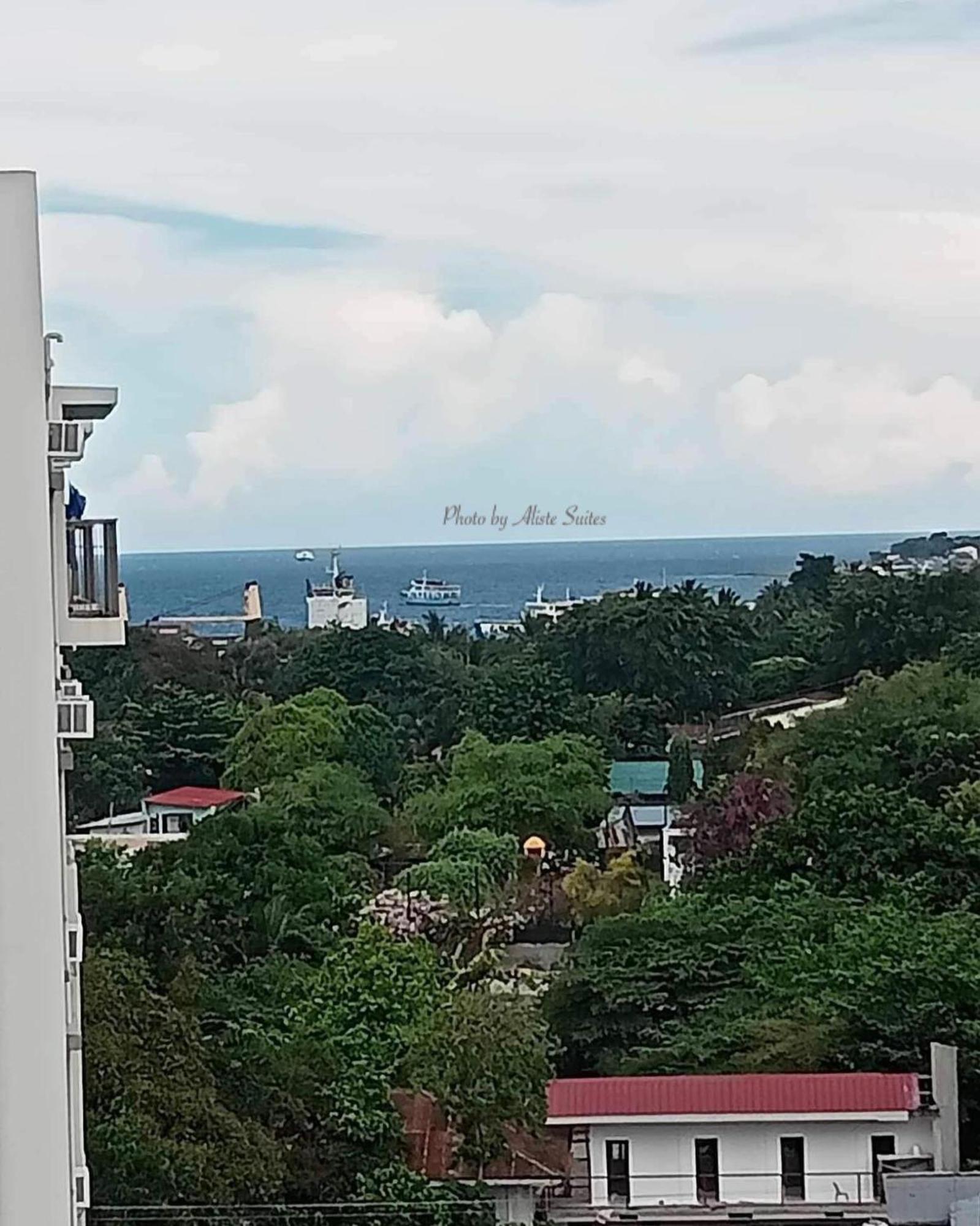 Aliste Suites Marina Spatial Dumaguete City Exterior photo